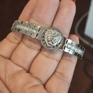 Silver Lion Head Link Bracelet - Women Jewelry